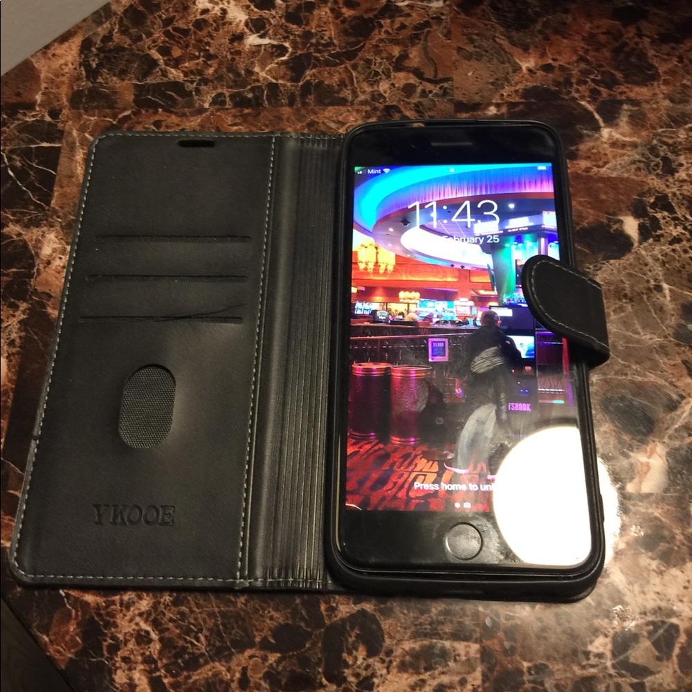 iPhone Black Leather +cards Case(6Plus-13Plus)